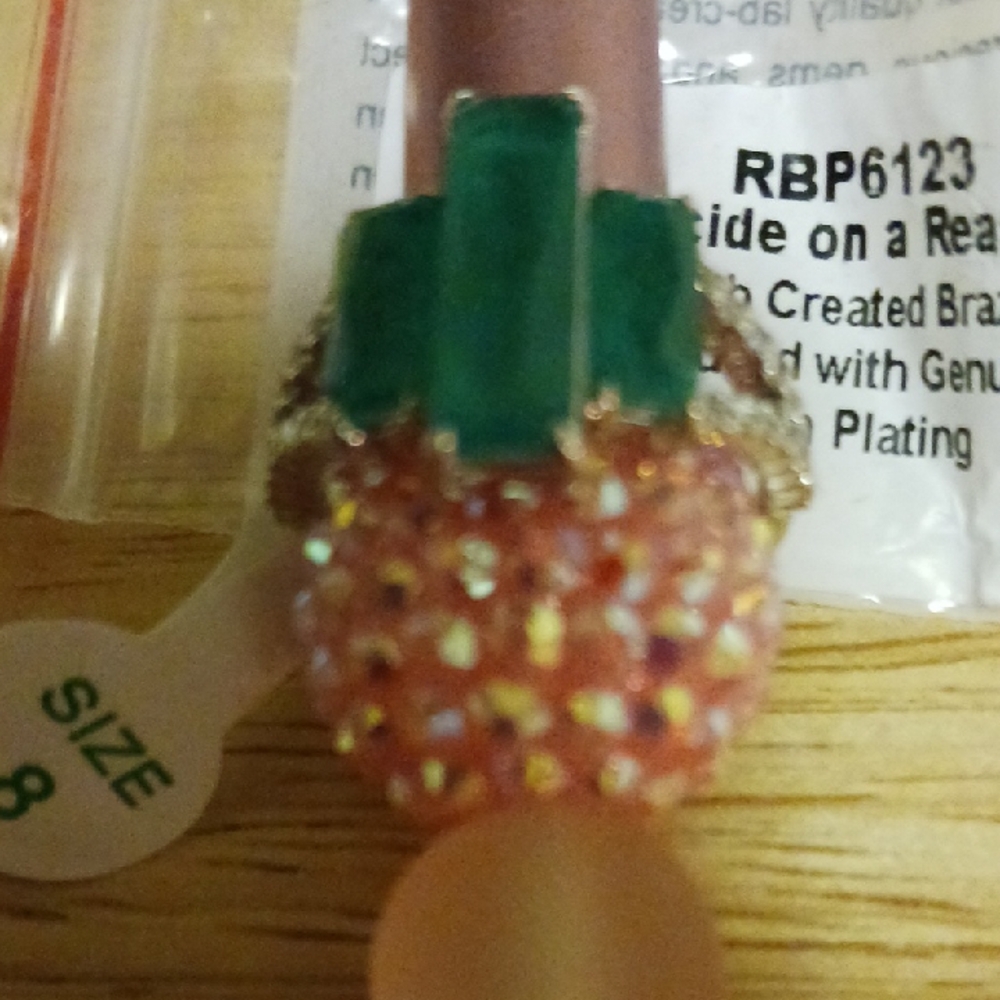 A Stunning Brazilian Green Genuine Quartz Ring.